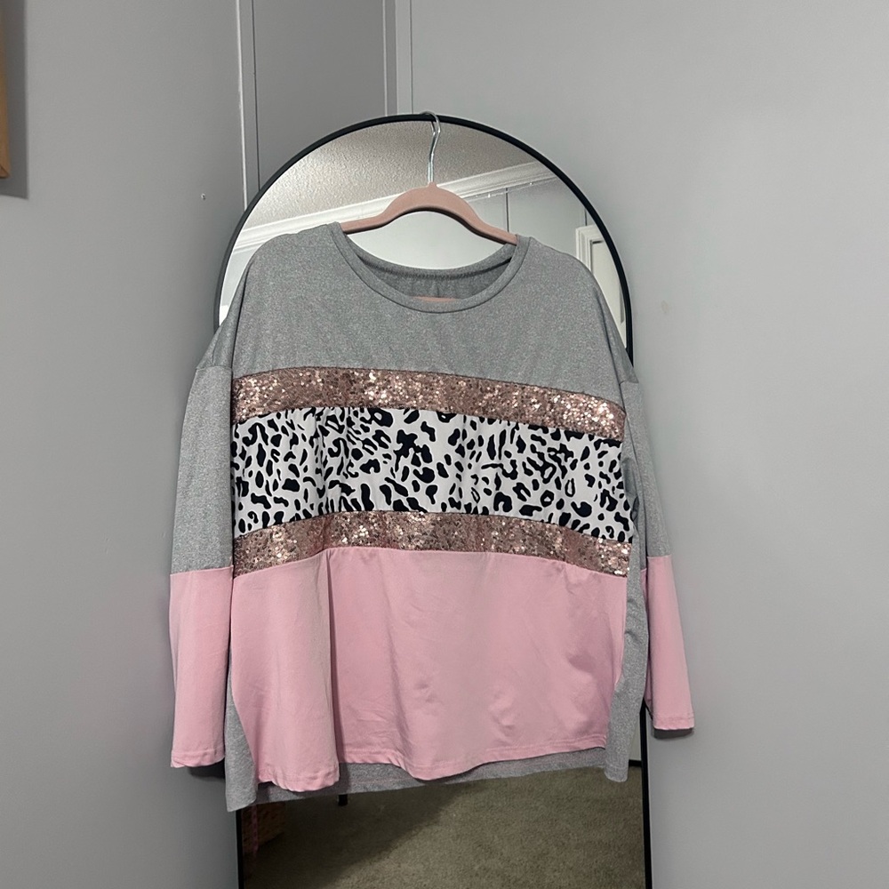 Gray and Pink Leopard Print Sequin Sweater - Picture 2 of 8